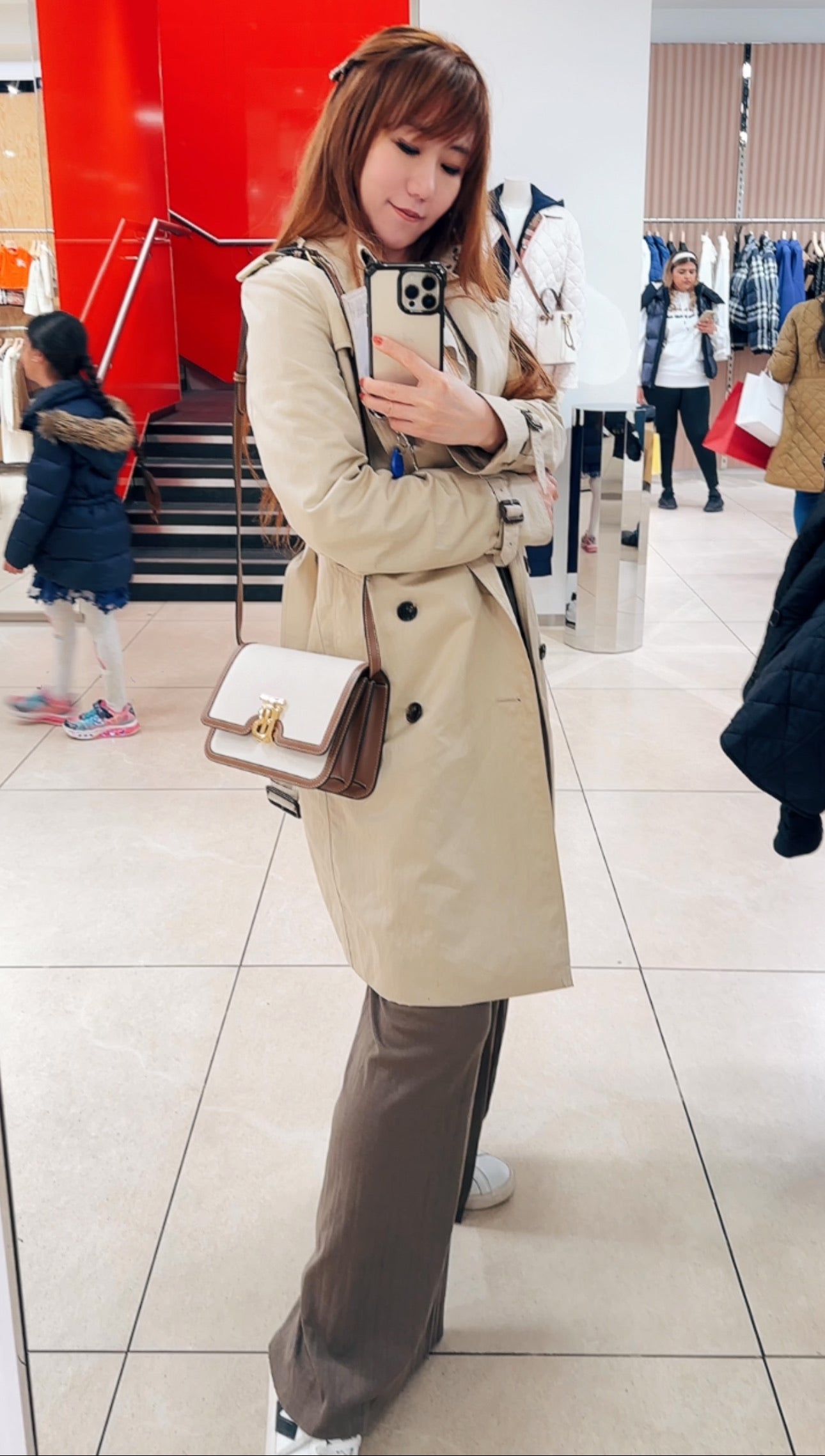 @Burberry TB 掀蓋帆布包/1750P1220 🔔限時折🉐55900