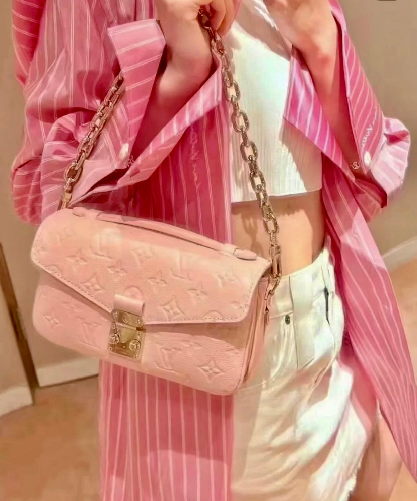 LV Pochette Métis East West 小郵差包/2420✨🉐100220