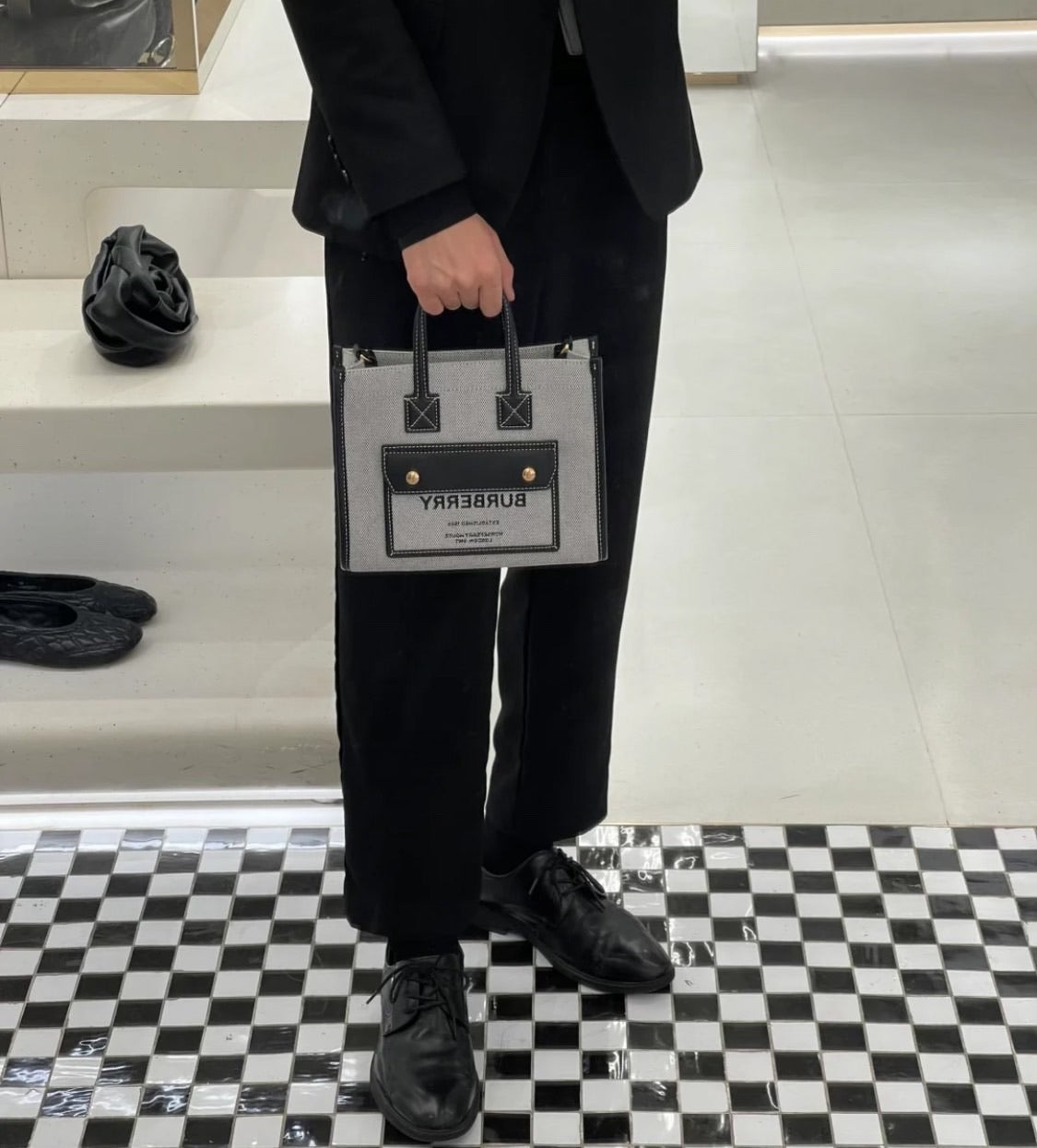 @Burberry Freya Mini 托特包-灰/920P499 🔥折上七折🉐16720