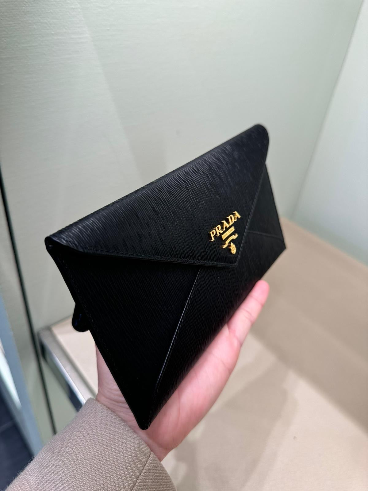 @Prada Wallet 信封長夾/590P300 🔔限時折🉐14300