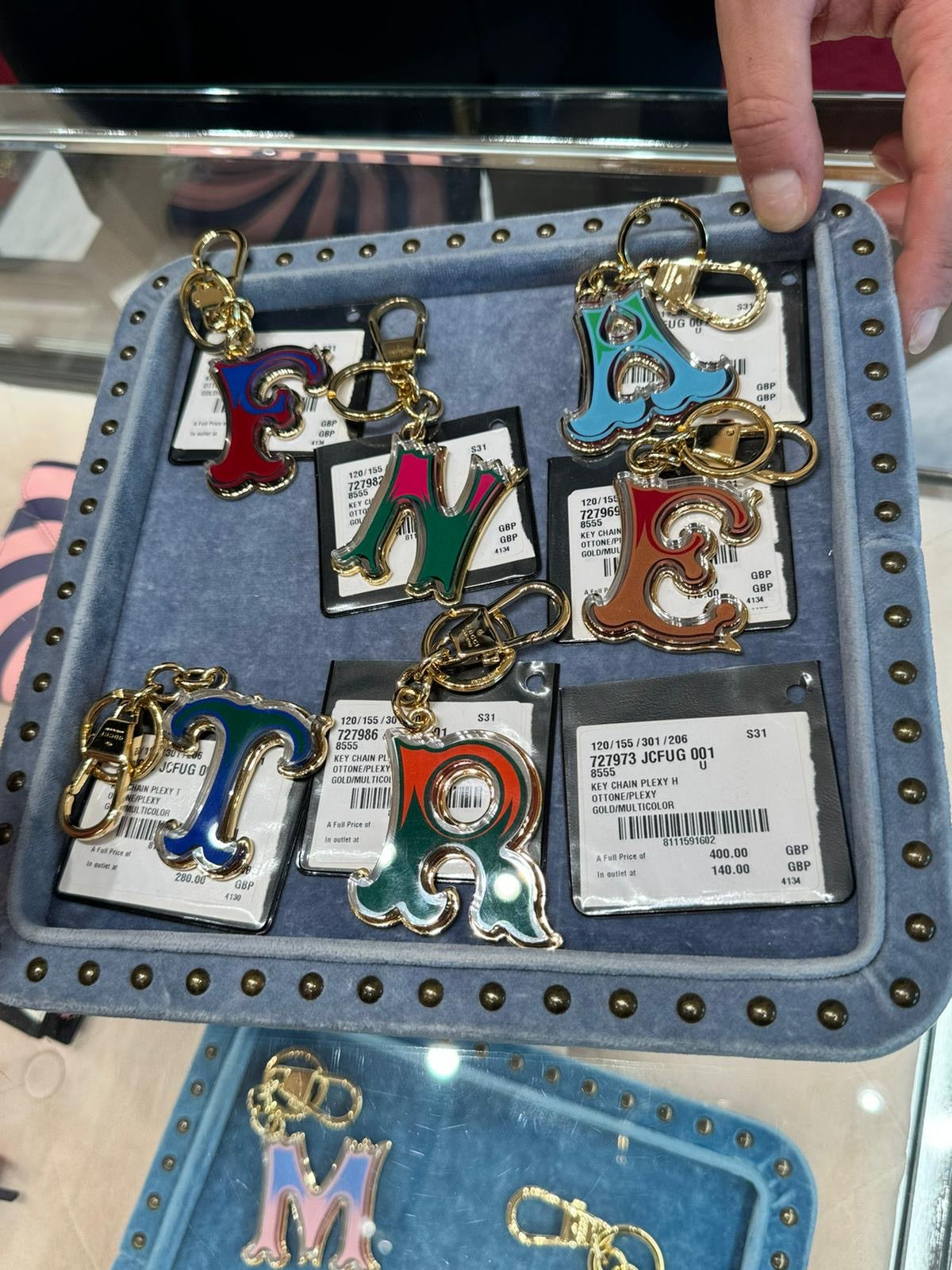 @Gucci Key Chain 字母鑰匙圈/400P140 🔔限時折🉐7100