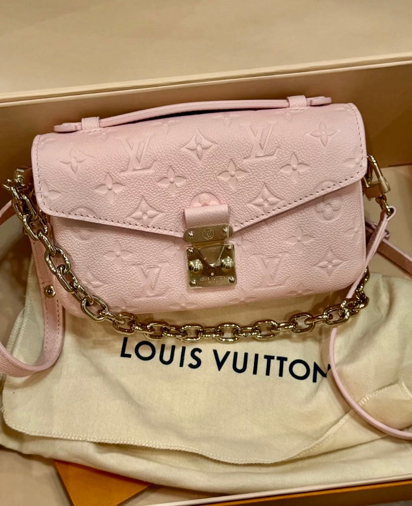 LV Pochette Métis East West 小郵差包/2420✨🉐100220