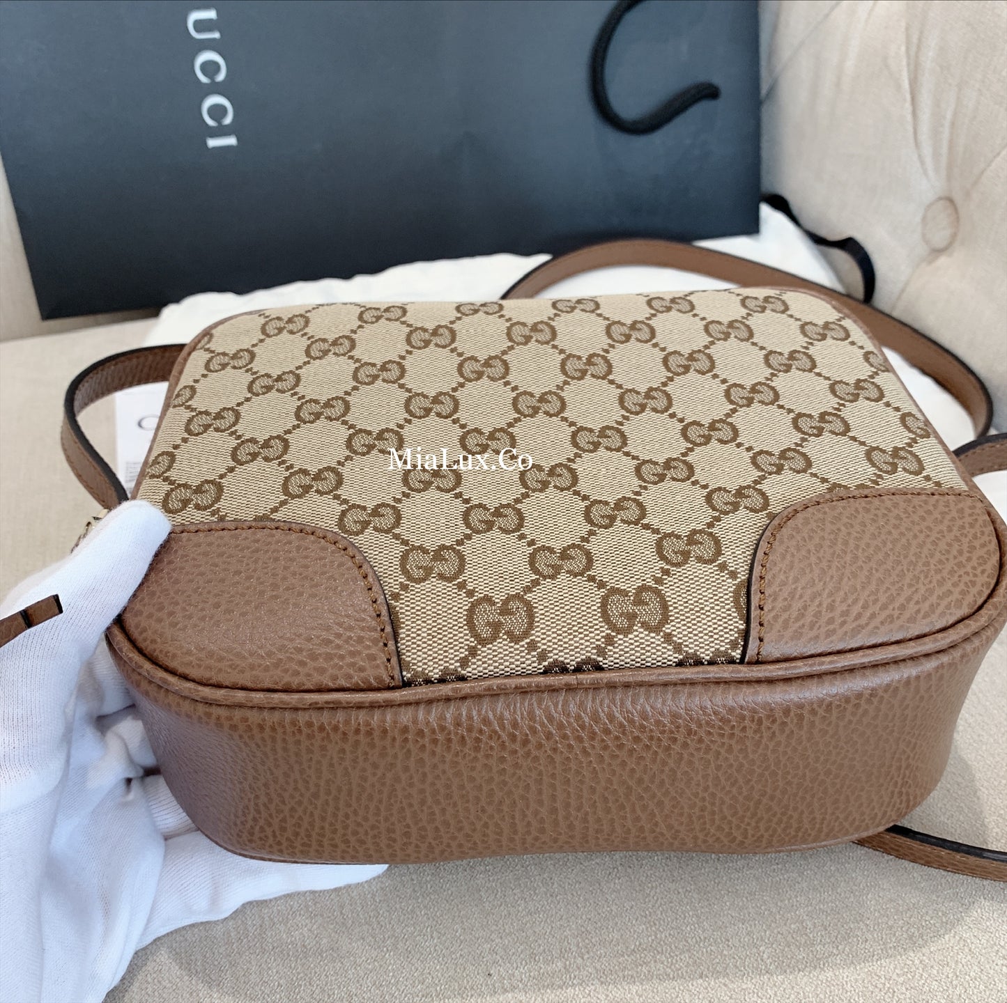 *@Gucci Canvas Camera Bag 老花相機包/P490