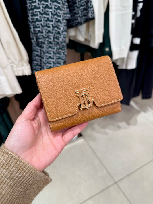 @Burberry TB Compact 三折短夾/P335 🔥折上六折🉐11000
