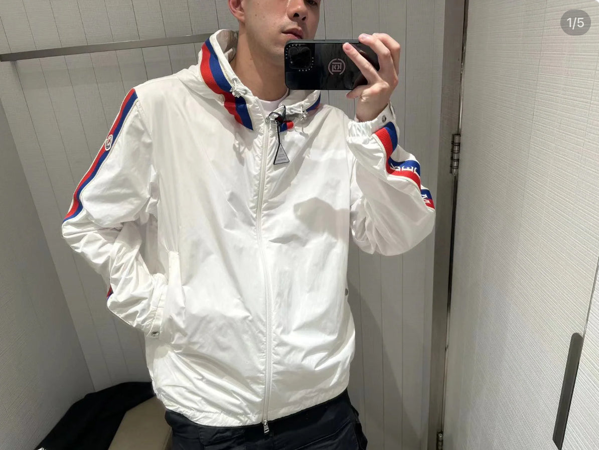 *@Moncler Jacket 紅藍標運動外套/750P503 🔔限時折🉐23640