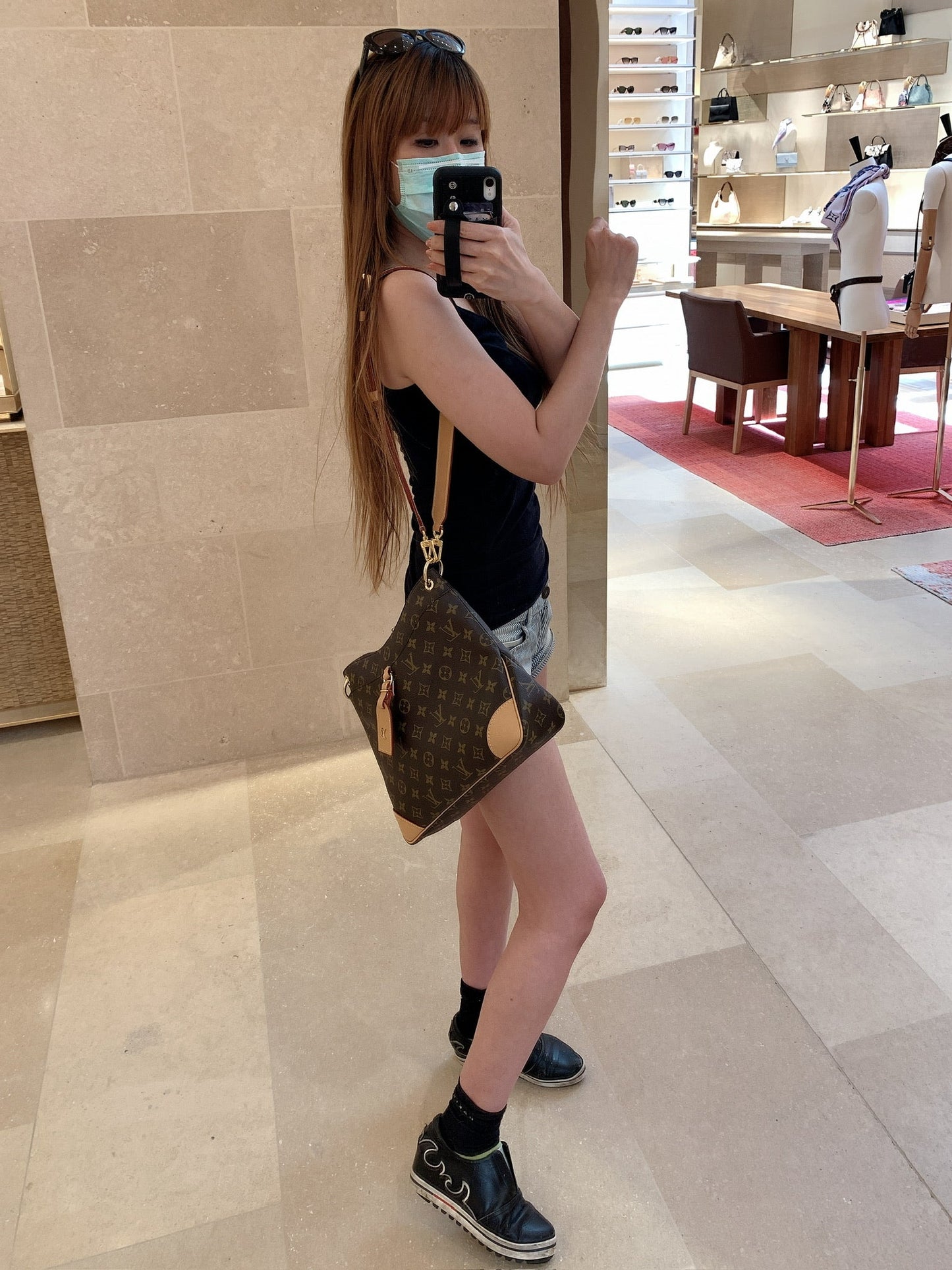LV Odéon MM 中款斜背包/1670✨🉐71140
