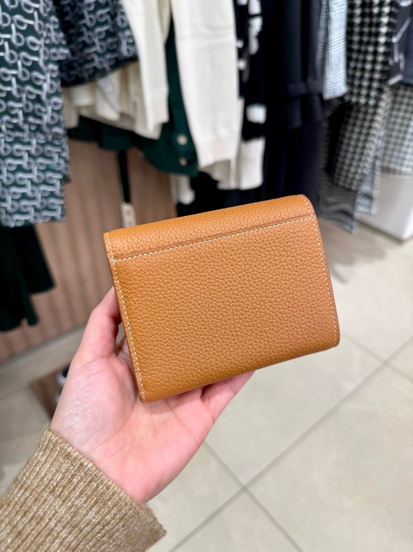 @Burberry TB Compact 三折短夾/P335 🔥折上六折🉐11000