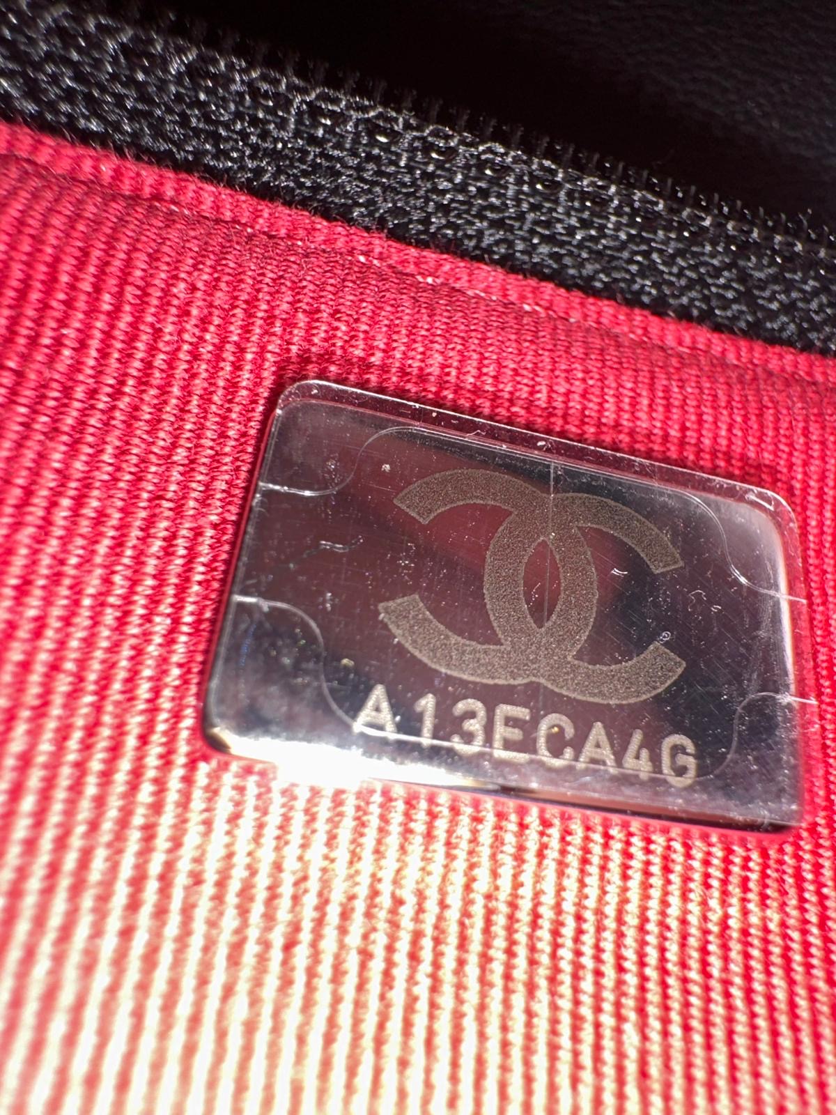 *現貨*CHANEL 19 WOC 經典19小羊皮鏈包-黑銀釦  P116000 /T150000