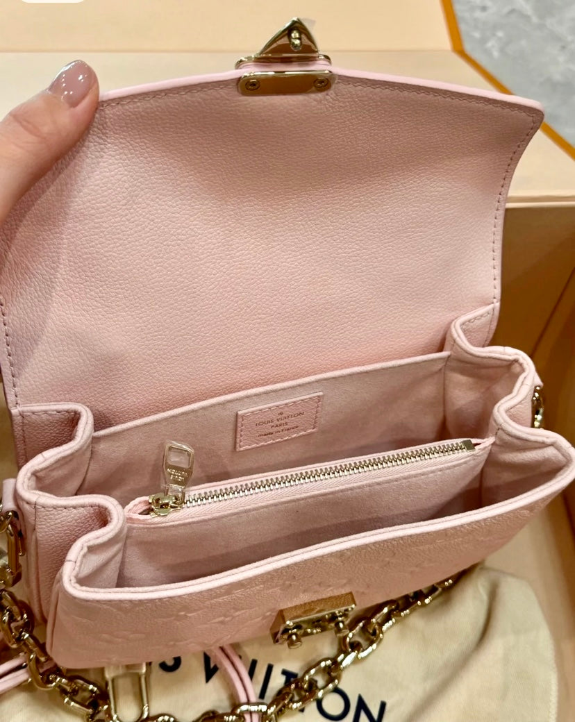 LV Pochette Métis East West 小郵差包/2420✨🉐100220