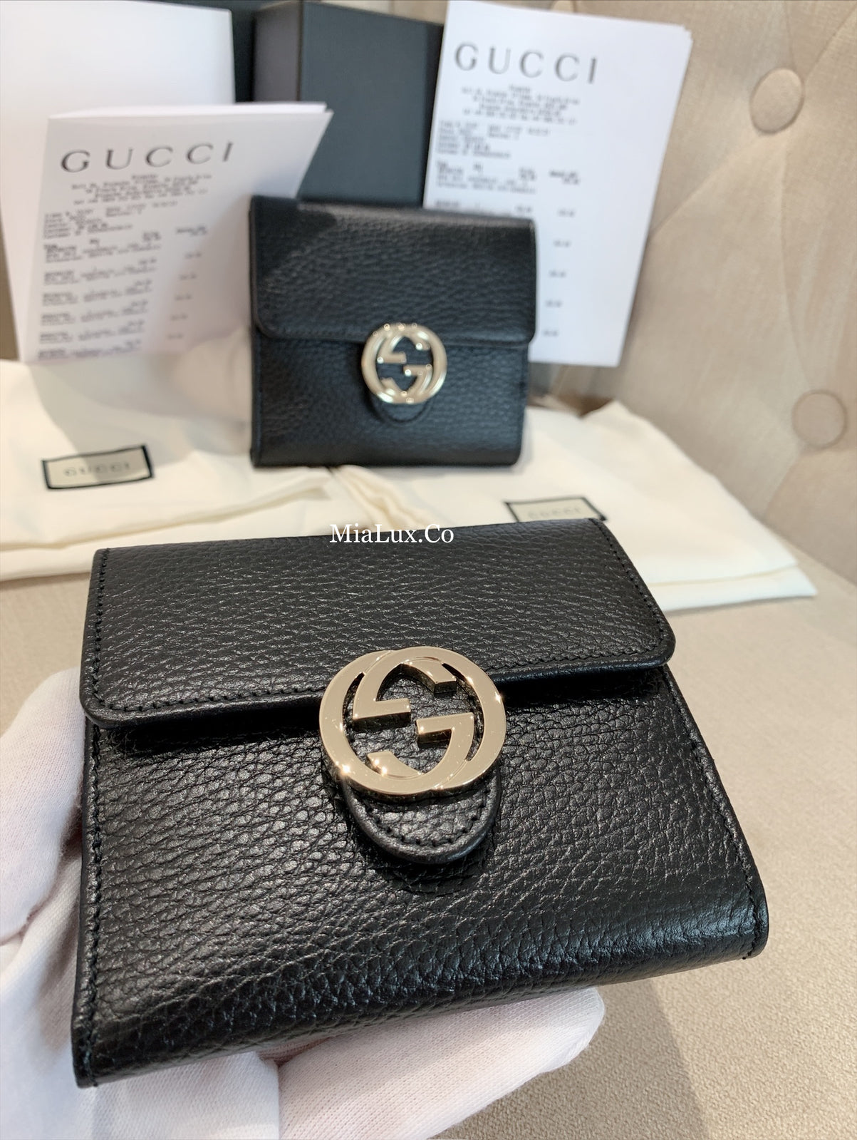 *@Gucci▪️Interlocking 雙G銀扣短夾/510P230 🔔限時折🉐11150