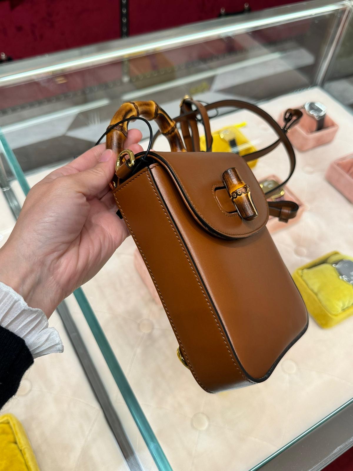 @Gucci G.Bomboo 竹節手機包/1810P905 🔔限時折🉐41530