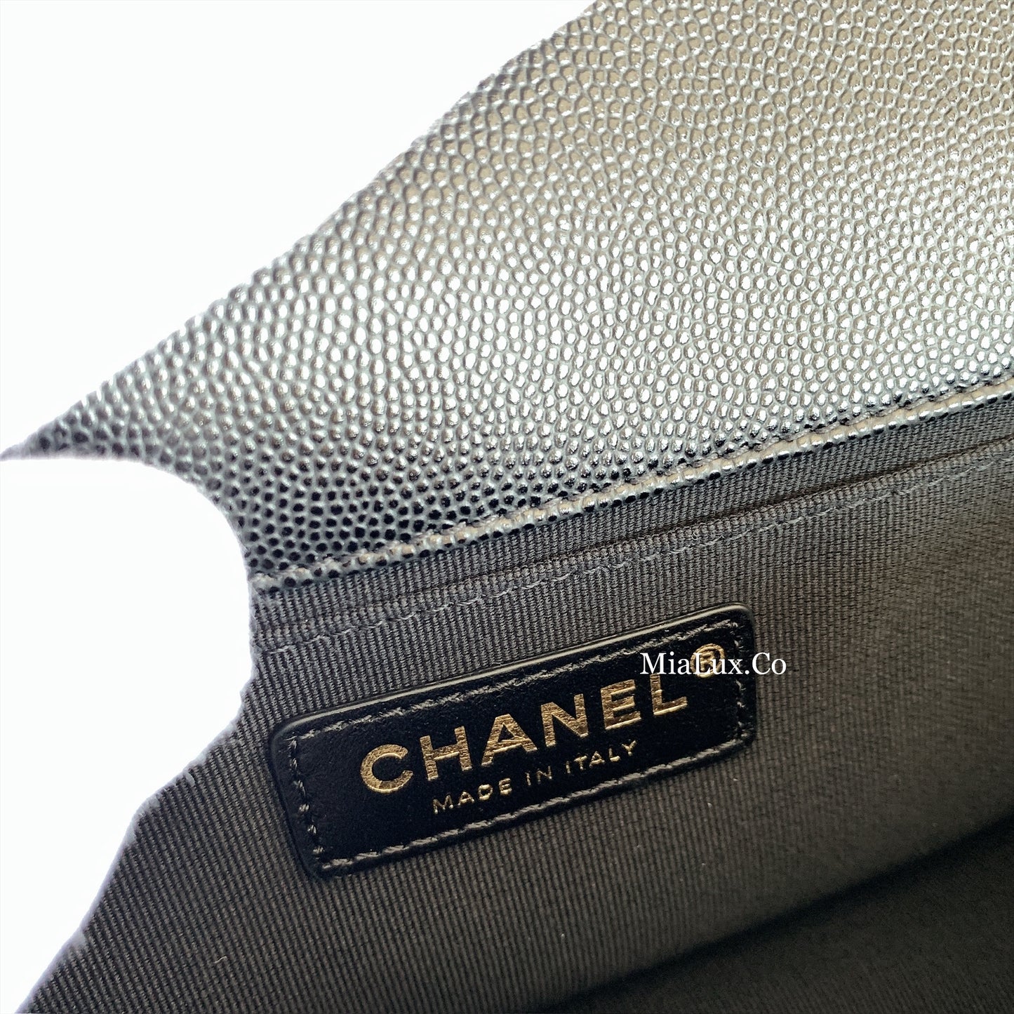 CHANEL BOY M 中款BOY包/5800🉐229980🏷️
