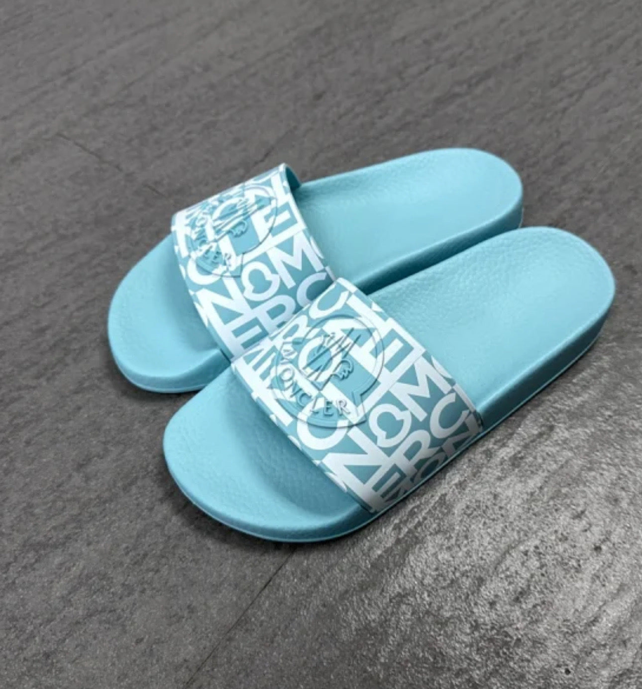 @Moncler Slippers 女款拖鞋 🔔限時折🉐6980