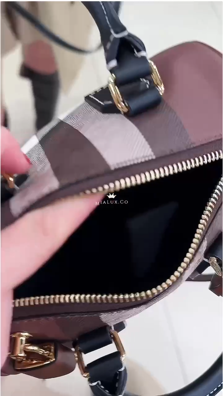 Burberry▪️Bowling Mini 保齡球包-咖/1050H945 💚折扣🉐38800