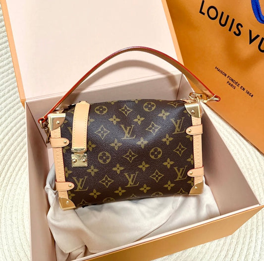LV Side Trunk MM 軟盒子包/2880✨🉐119080
