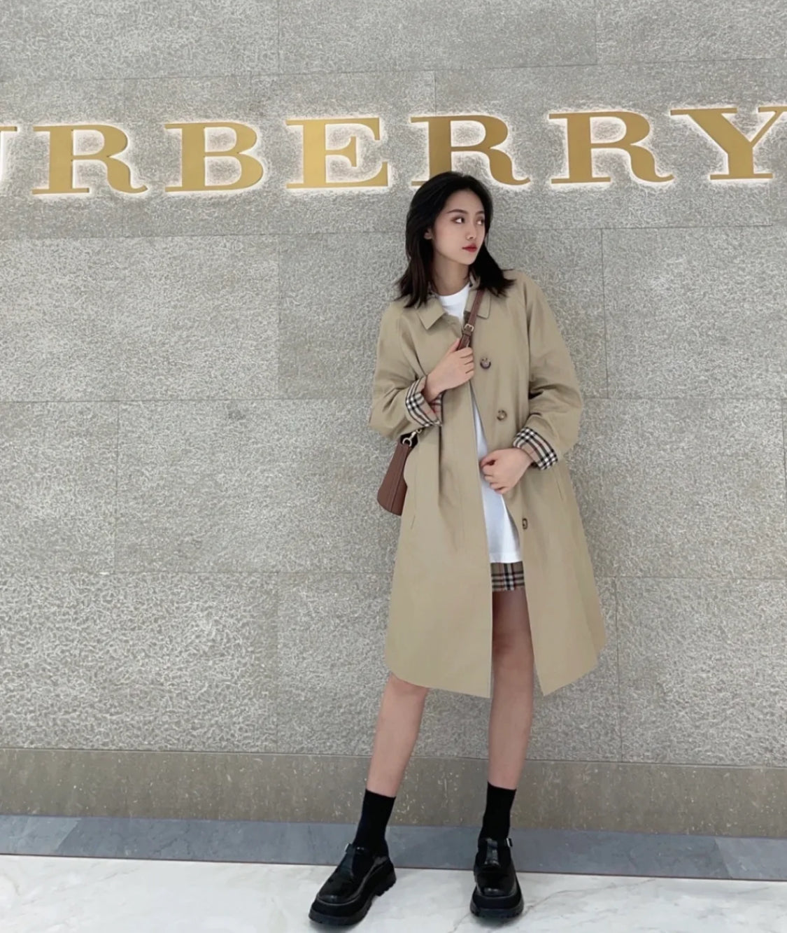 @Burberry 女款單排扣風衣/P745 🔥折上七折🉐24470