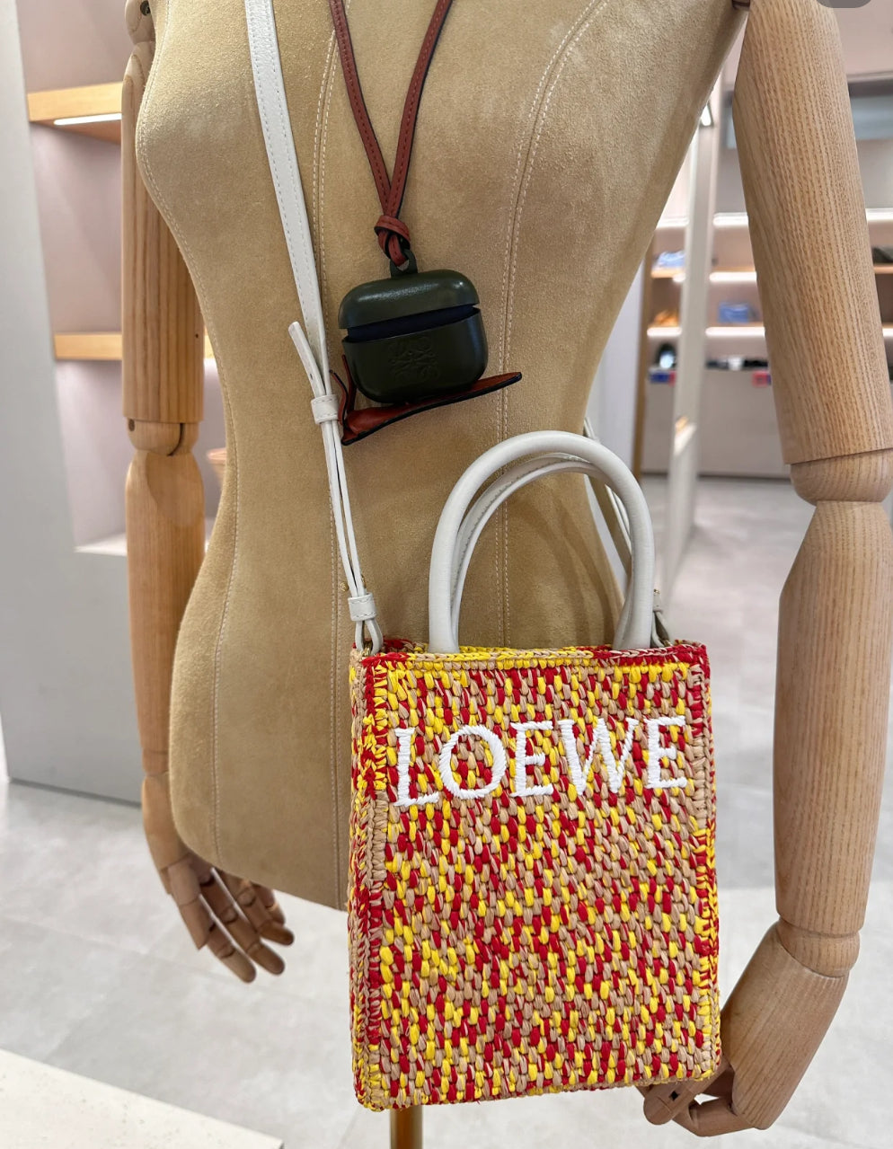 @Loewe Standard A5 托特包 🔔限時折🉐29800