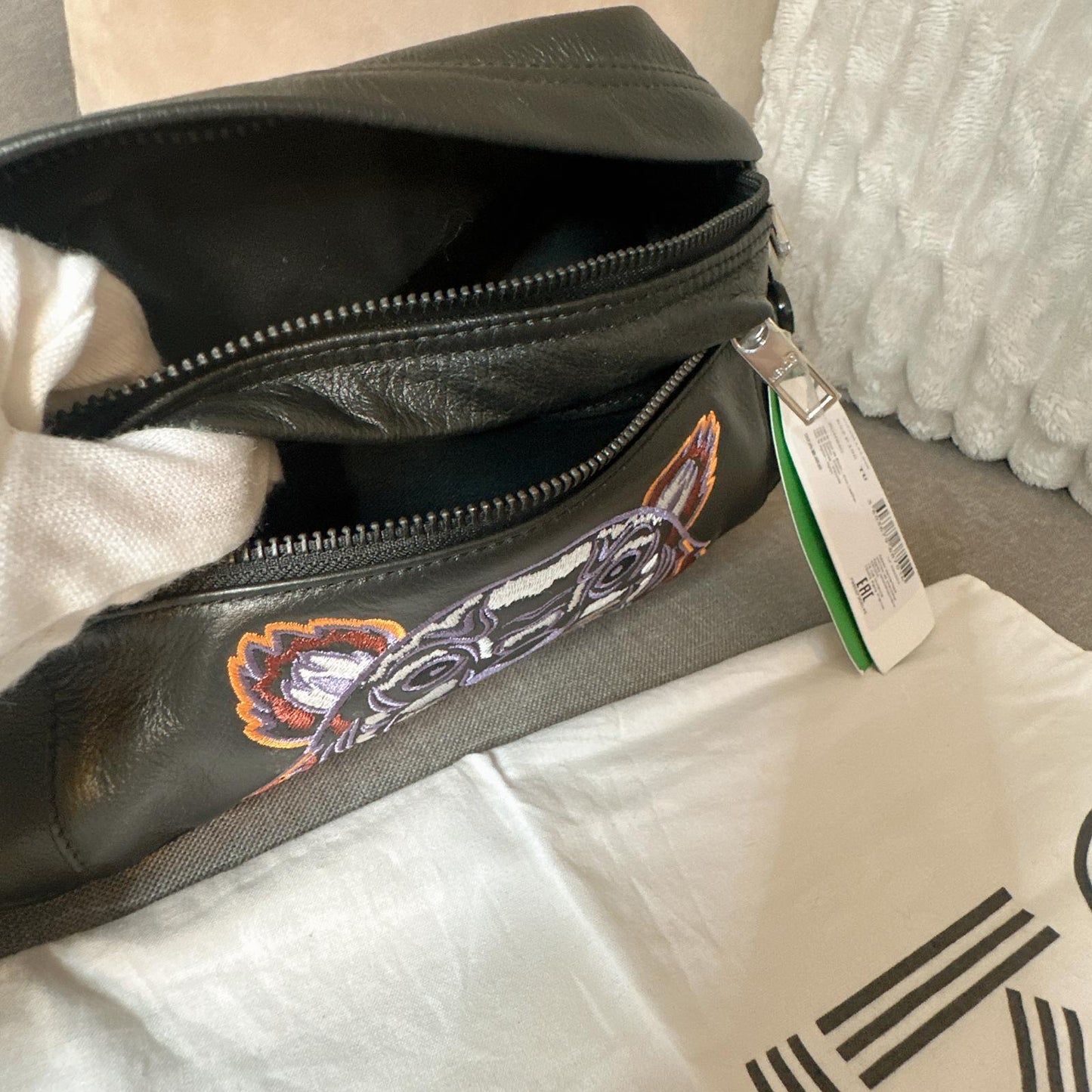 *現貨*@Kenzo▪️Bumbag 小牛皮虎頭胸包-黑 P9000 /T13800