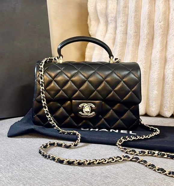 *現貨*CHANEL 24A CF20 HANDLE MINI 大迷你提把口蓋包 香檳淡金釦 P180000 /T218000
