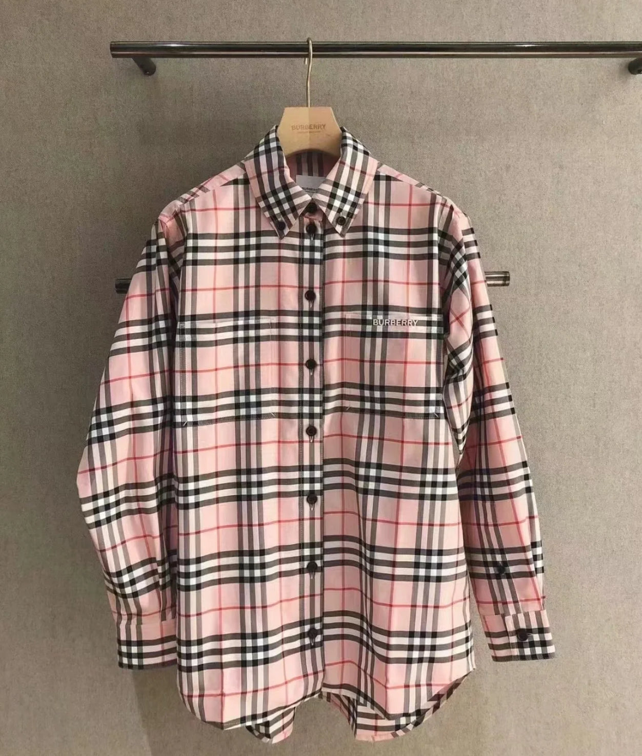 @Burberry 女款襯衫上衣-粉色/490P180 🔥折上六折🉐6360