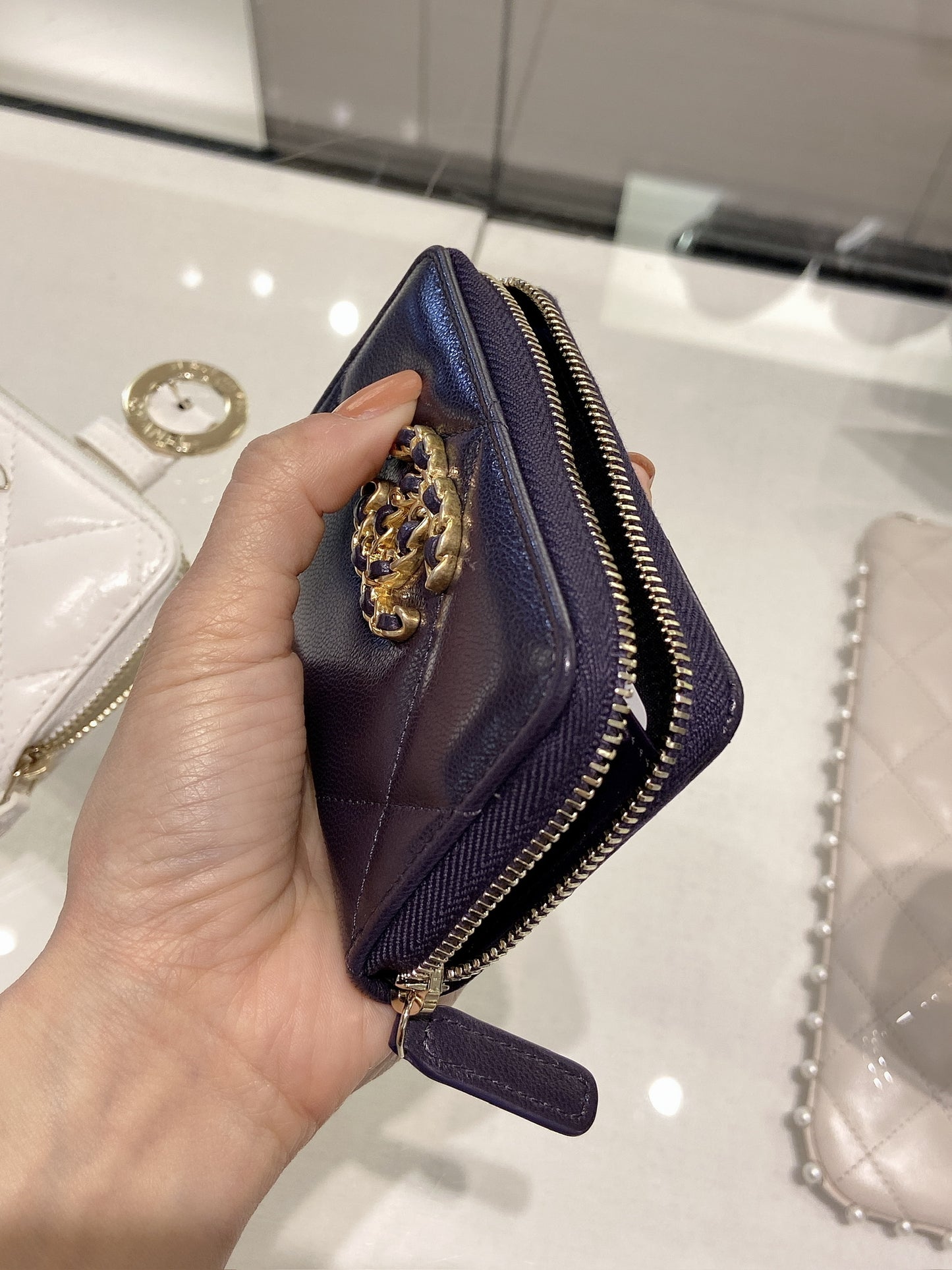 CHANEL 19 拉鍊零錢包 -