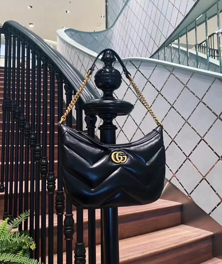 Gucci Marmont half-moon S 小款馬夢肩背包/1460C1213 ㊙️折扣🉐49520💰