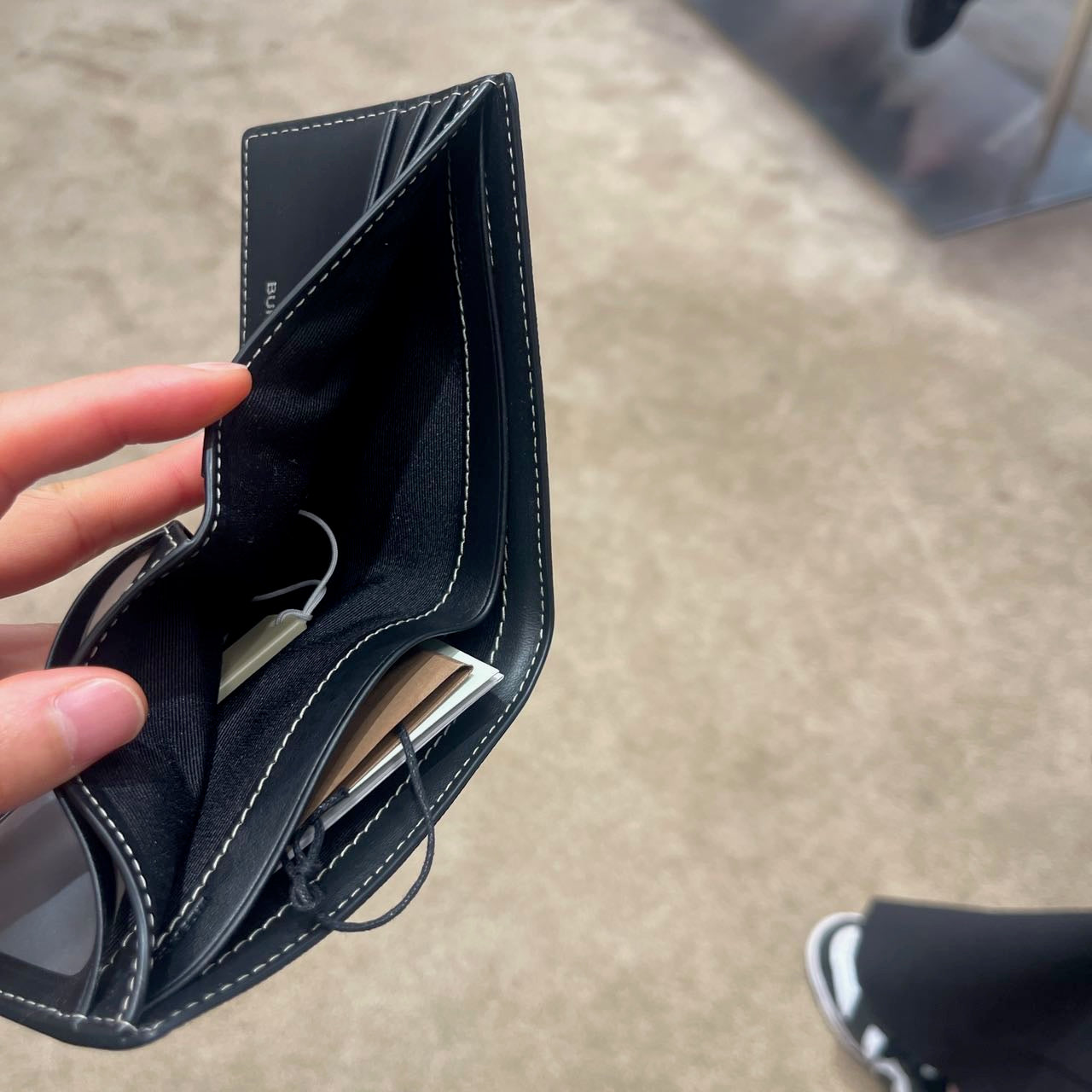 @Burberry Wallet 雙色格紋拼接皮革短夾/320P119 🔥下殺🉐6860