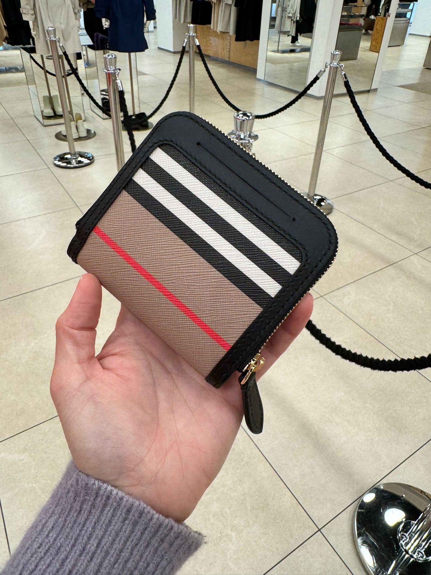 *@Burberry Allington 經典條紋短夾/245P149 🔥下殺🉐7510