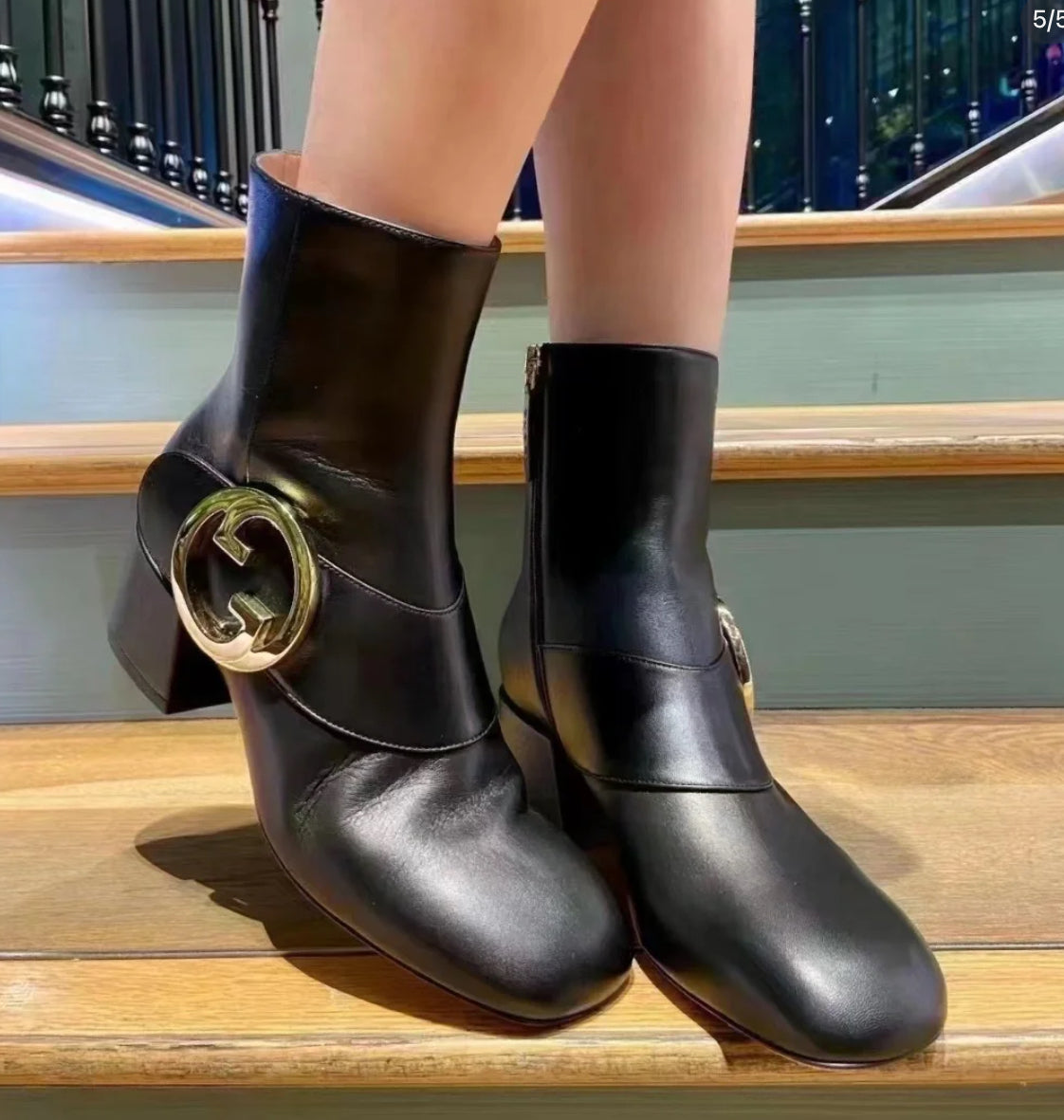 *@Gucci Blondie 側邊GG金釦女士短靴/970P485 🔔限時折🉐22630