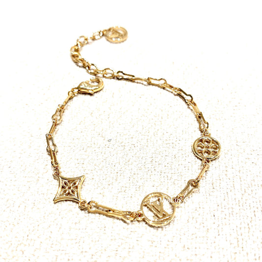 ❌LV Forever Young 金色logo手鍊/360 ✨優惠🉐15400