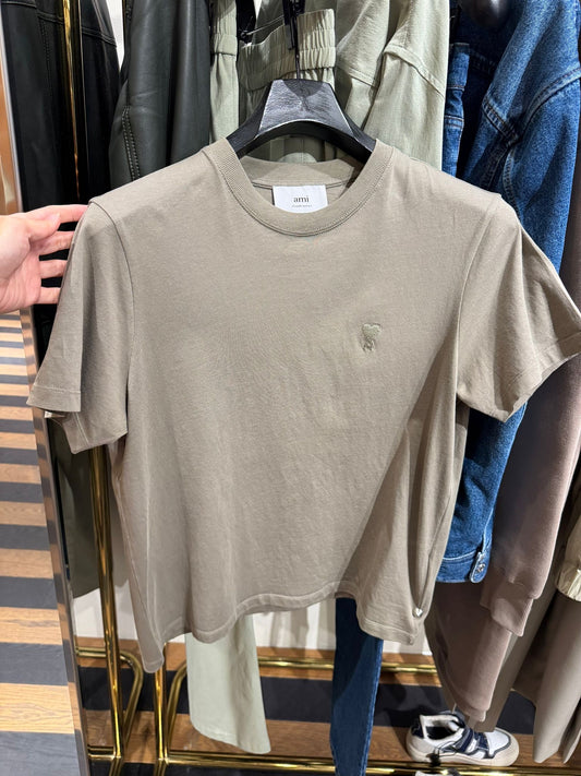 @Ami Outlet T 刺繡小愛心T