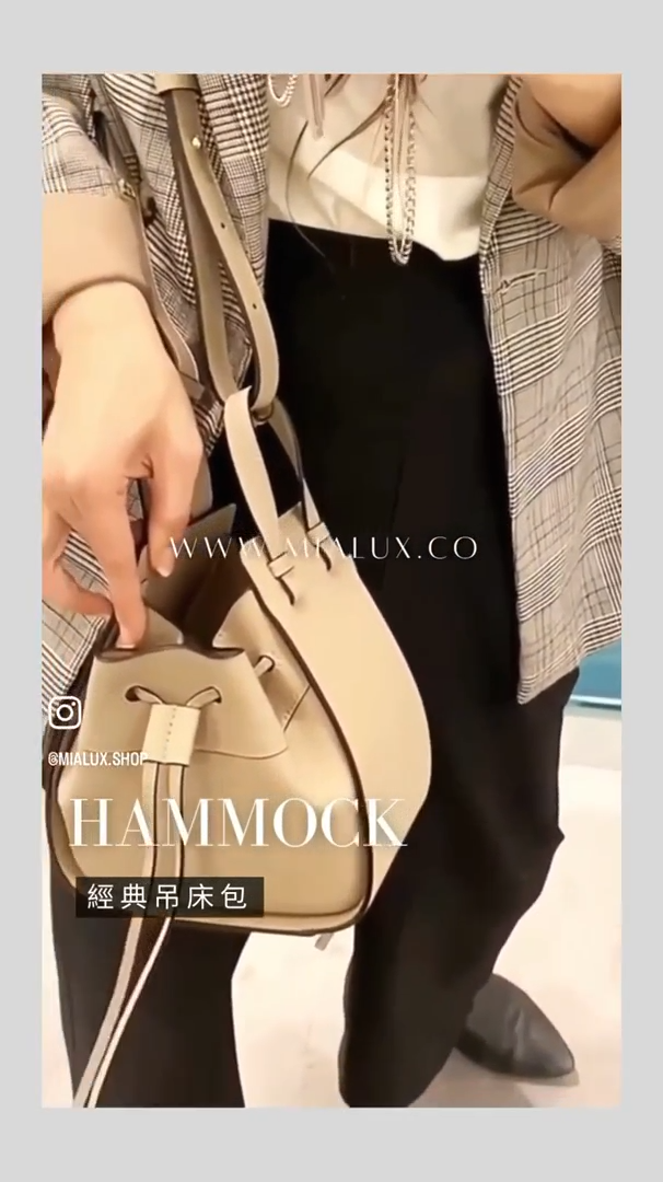 Loewe▪️Hammock drawstring Mini 吊床包/1600