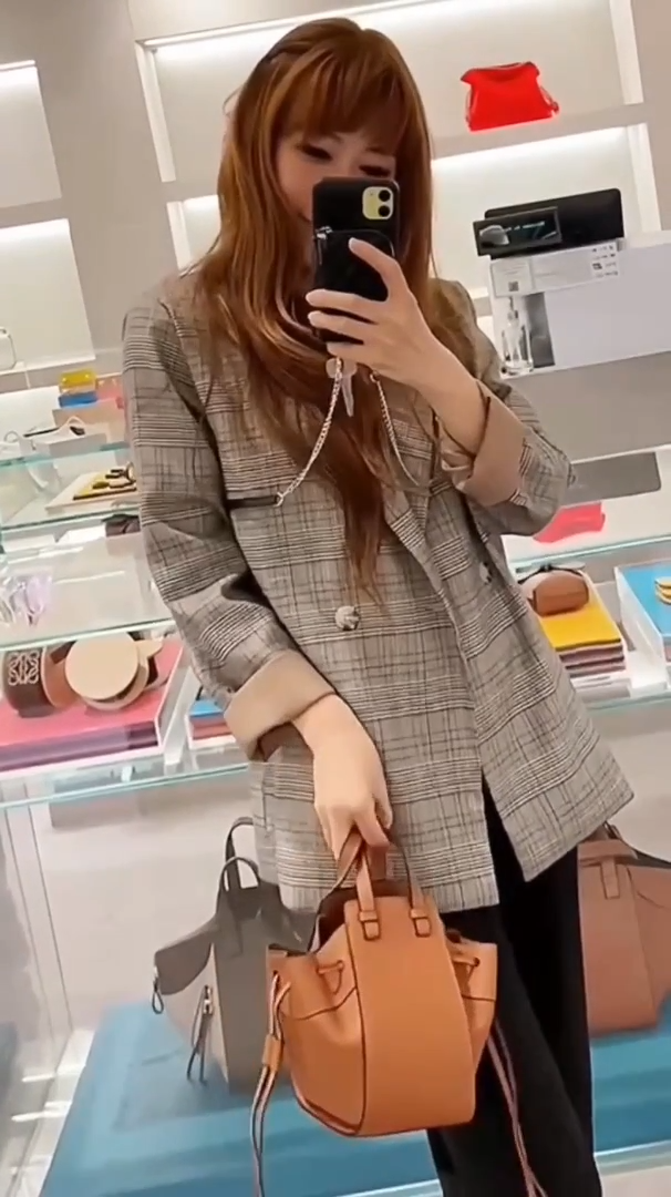 Loewe▪️Hammock drawstring Mini 吊床包/1600