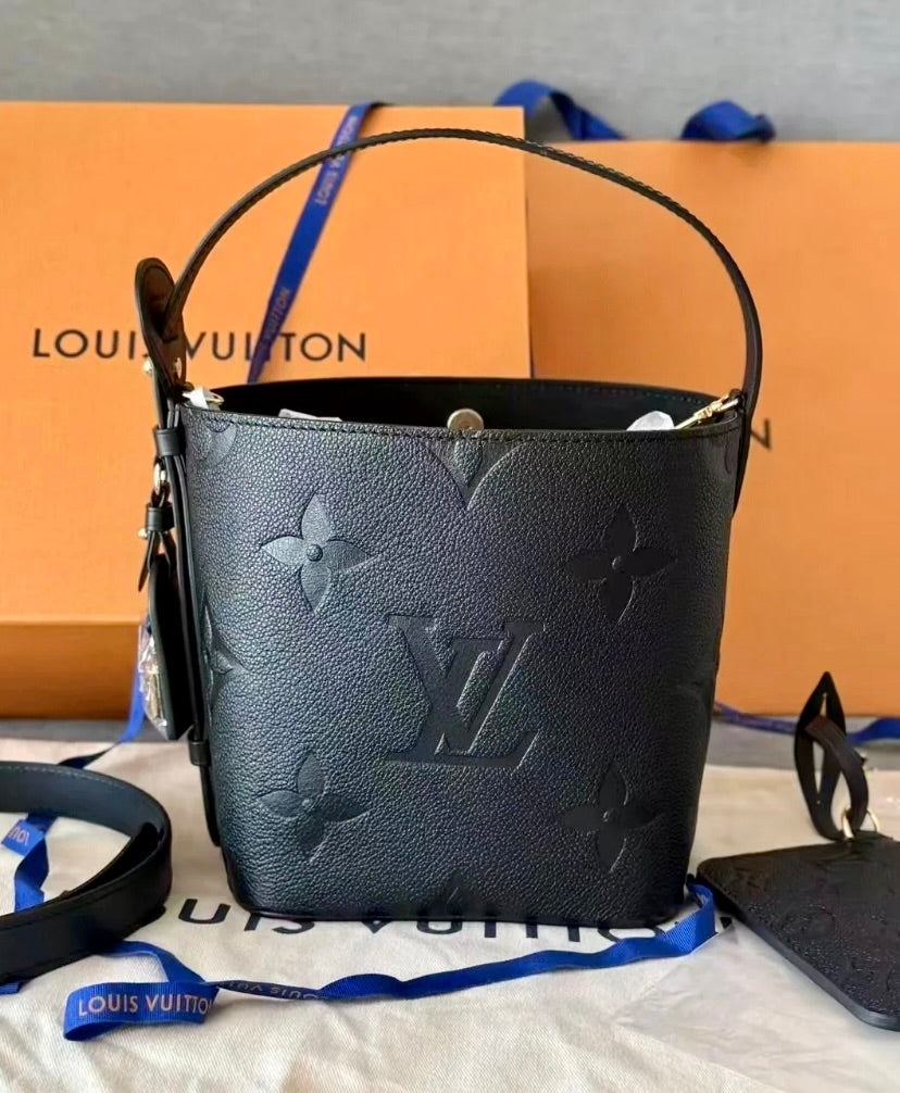 LV All In BB 迷你壓紋牛皮水桶包/2080✨🉐86280