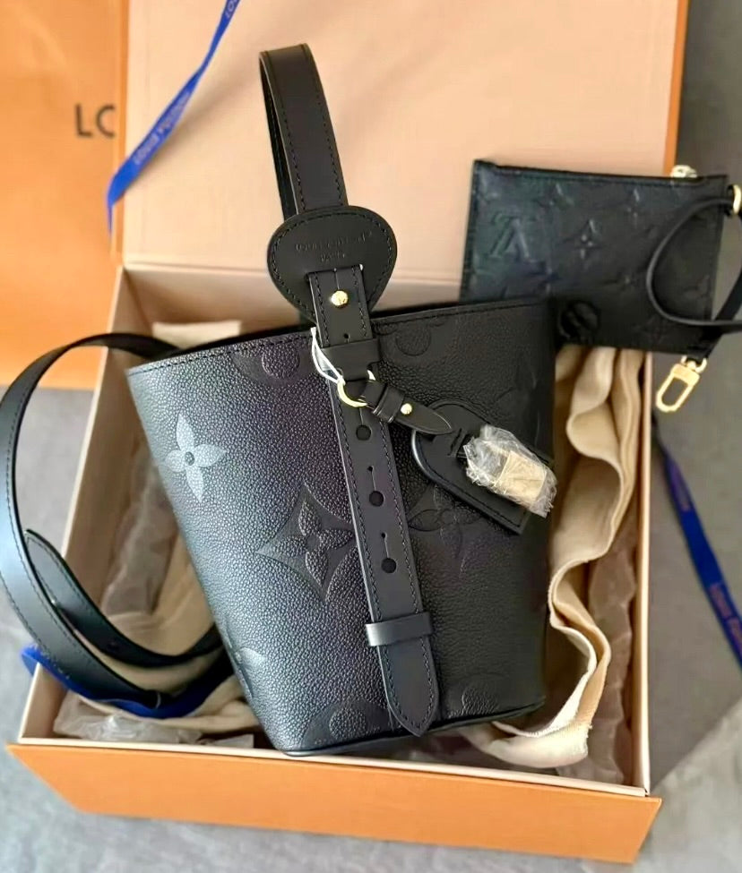 LV All In BB 迷你壓紋牛皮水桶包/2080✨🉐86280