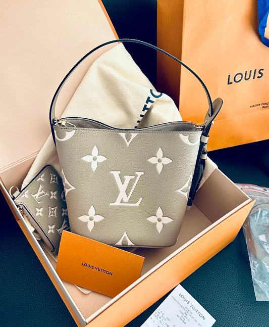 LV All In BB 迷你壓印牛皮水桶包/2170✨🉐89970