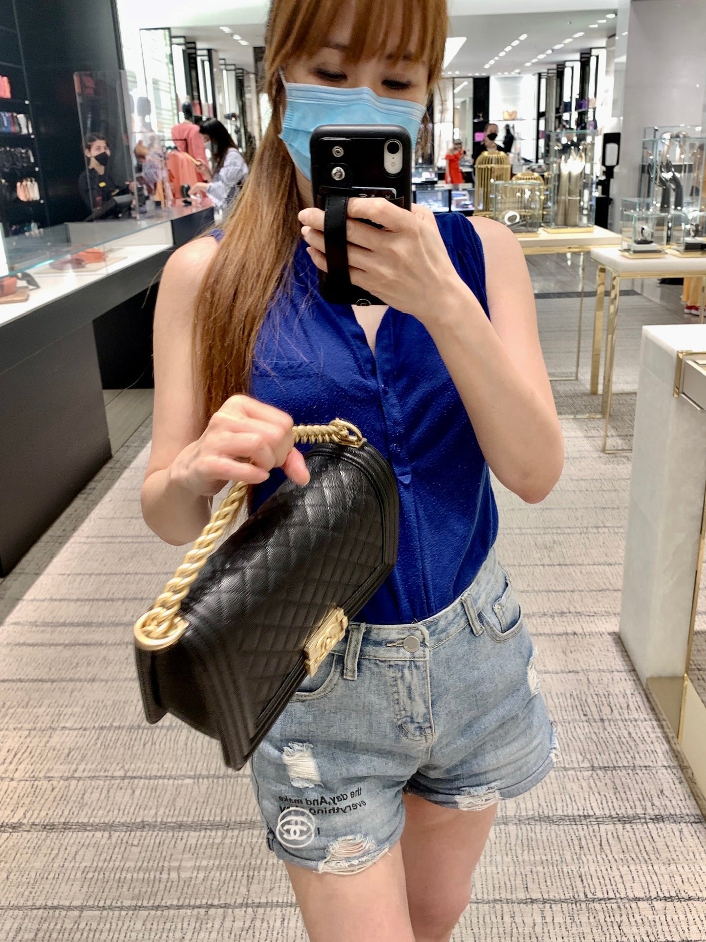 CHANEL BOY M 中款BOY包/5800🉐229980🏷️