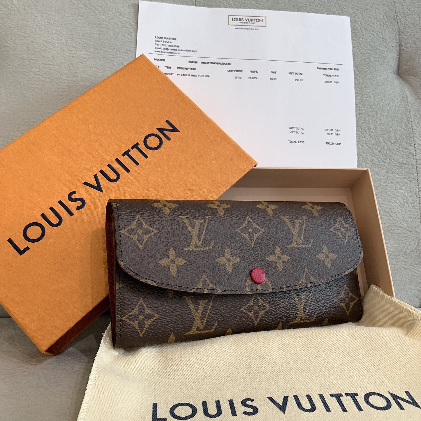 LV▪️Emilie 圓翻蓋長夾/430✨🉐19060