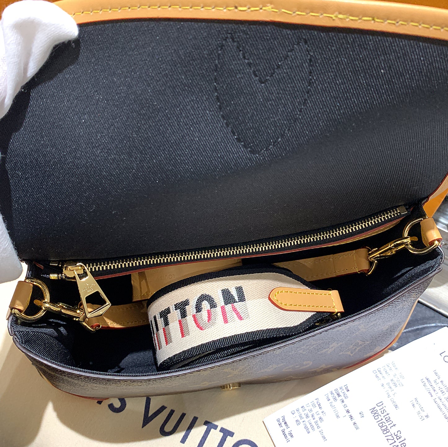 LV▪️Diane 法棍包/1820✨🉐77440