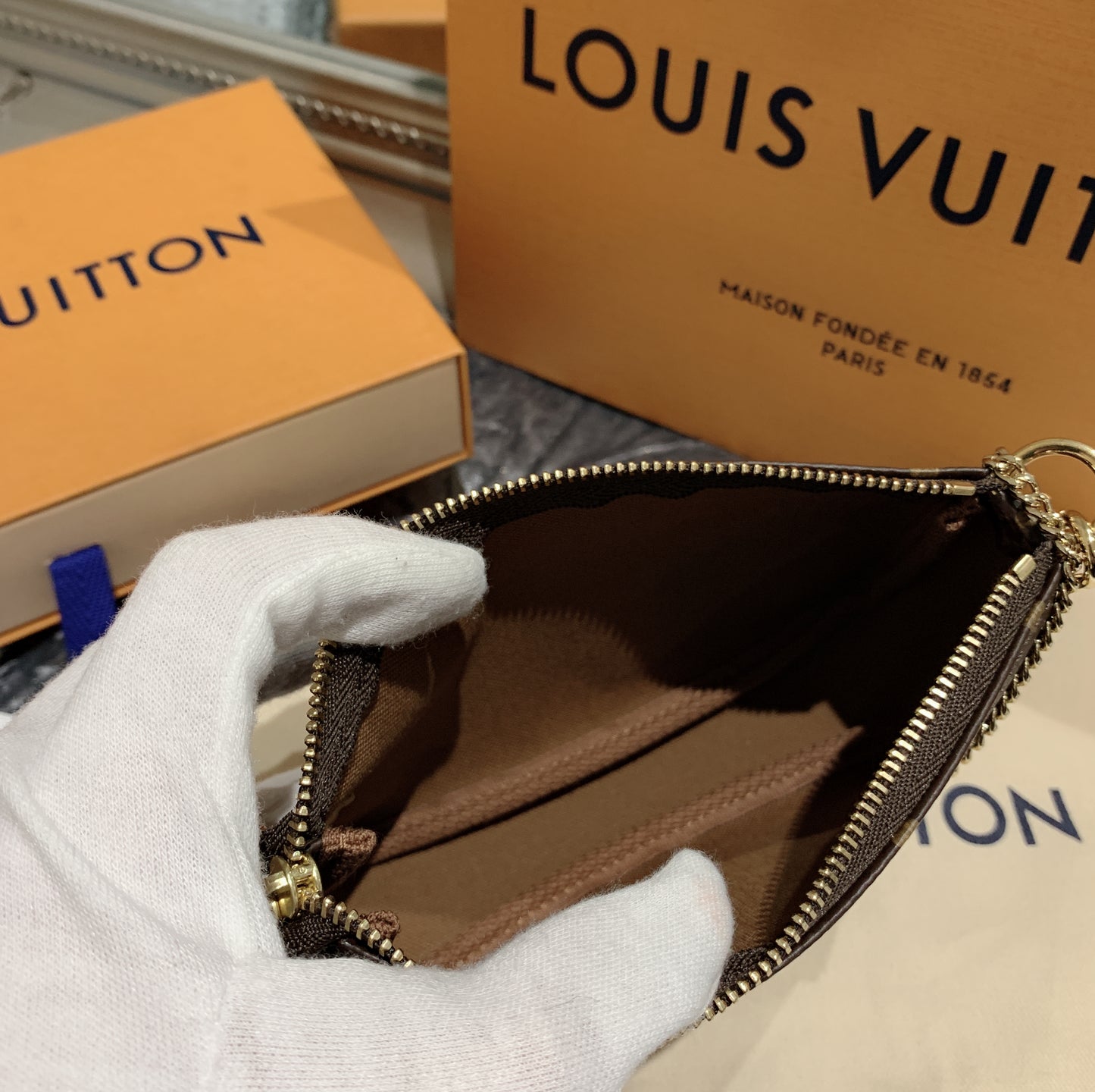 LV▪️Mini Pochette Accessoires 腋下小包/540✨🉐23680
