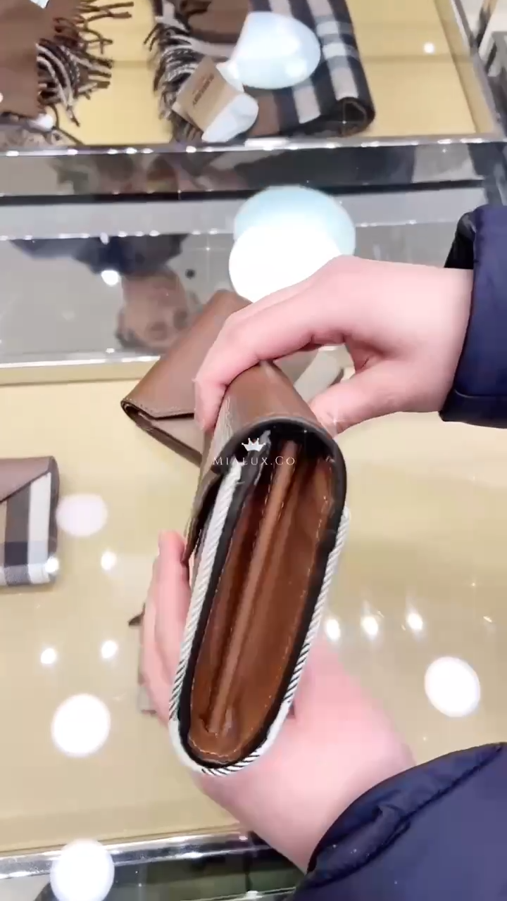 @Burberry▪️Halton 信封長夾/650P189 🔥下殺🉐9310