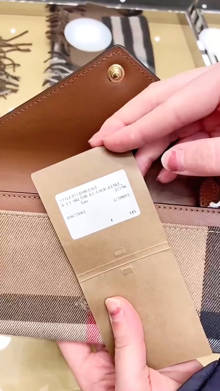 @Burberry▪️Halton 信封長夾/650P189 🔥下殺🉐9310