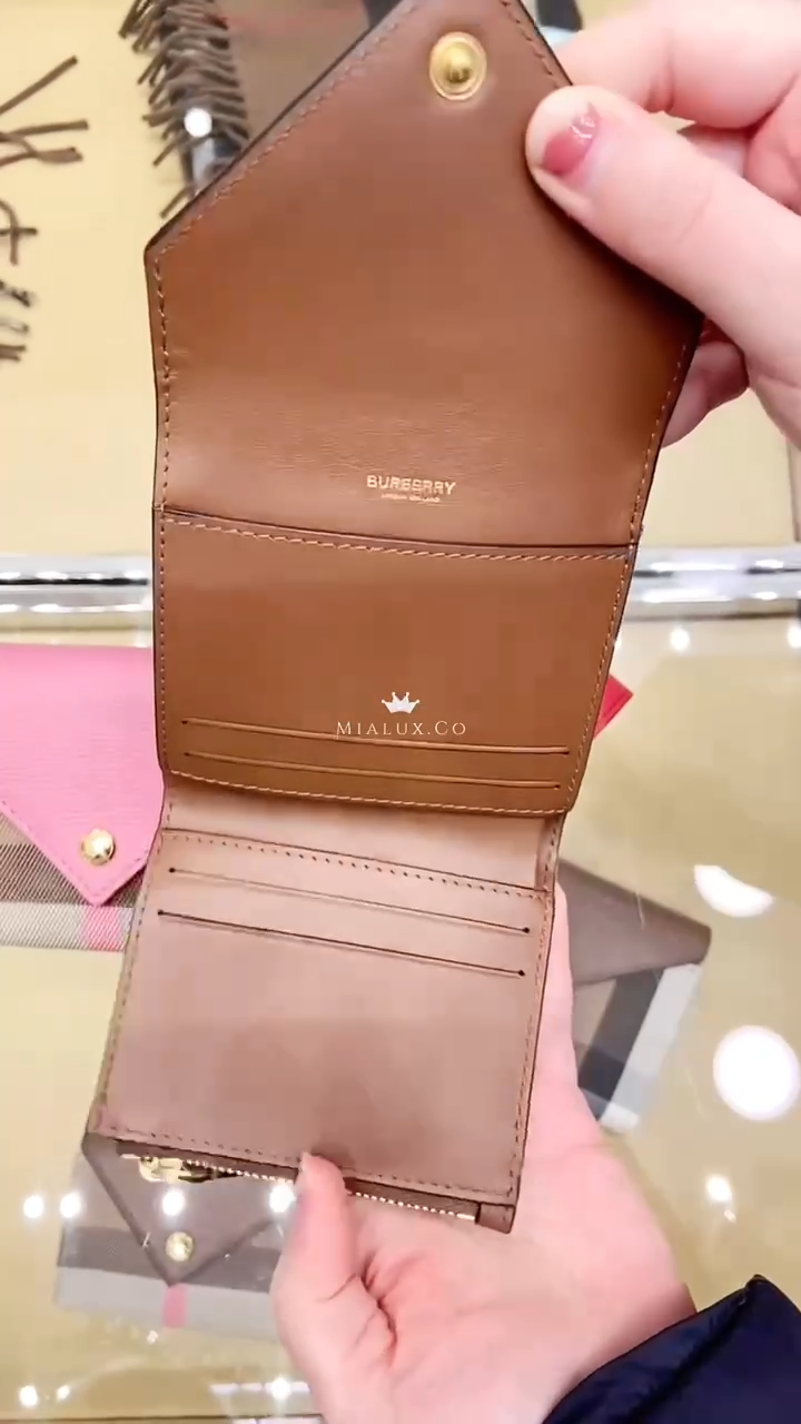 @Burberry▪️Lila 格紋信封三折短夾/P260 🔥下殺🉐12700