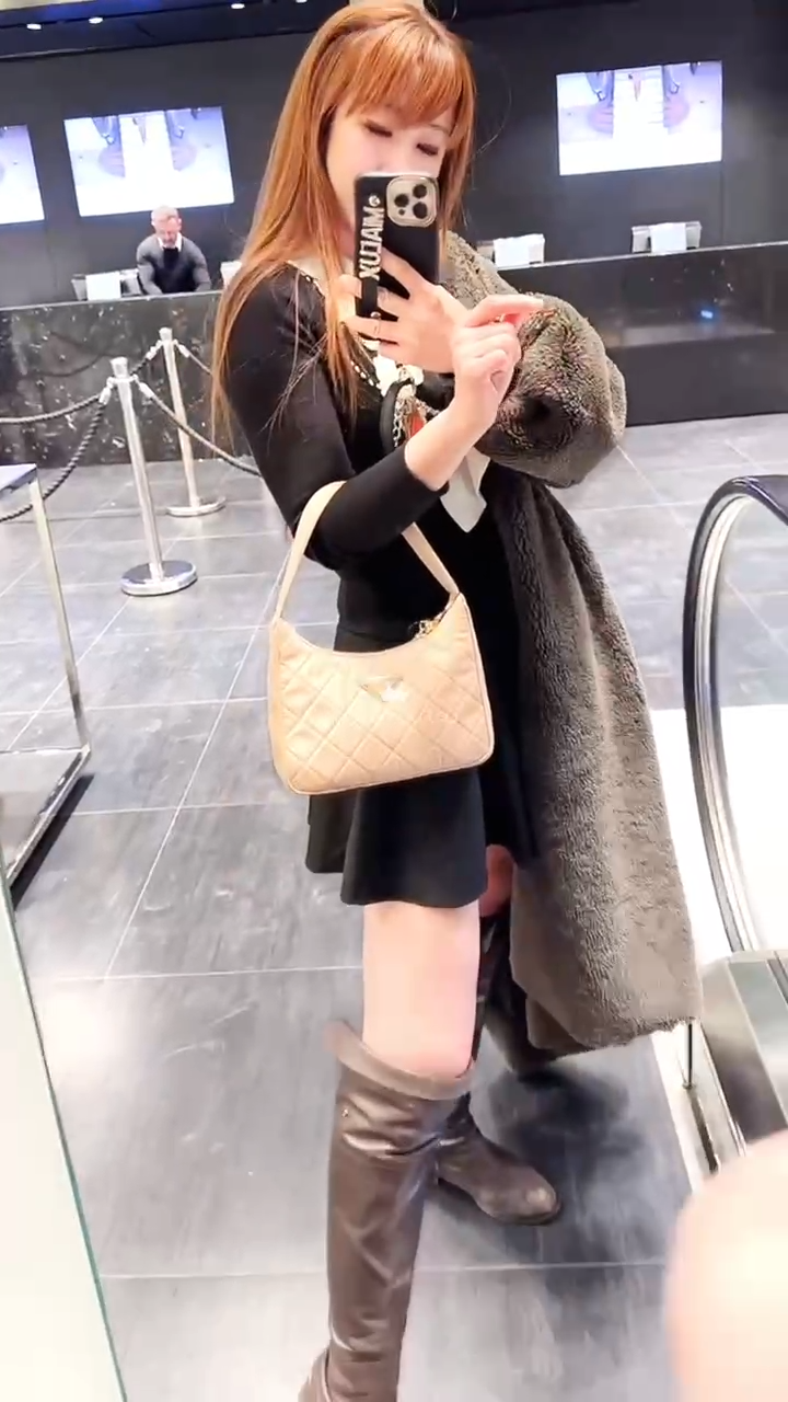 @Prada▪️Neo 菱格金標腋下包/P740 🔔限時折🉐33980🏷️