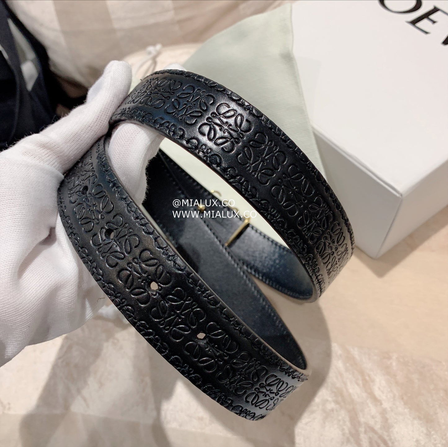 Loewe Reversible Repeat belt 男女款雙面壓花皮帶/325