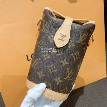 *LV▪️Fold Me Pouch 迷你手機包/980✨🉐42160