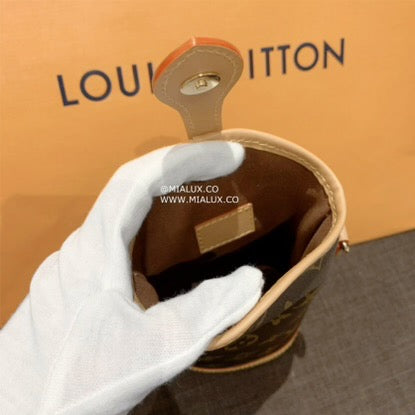 *LV▪️Fold Me Pouch 迷你手機包/980✨🉐42160