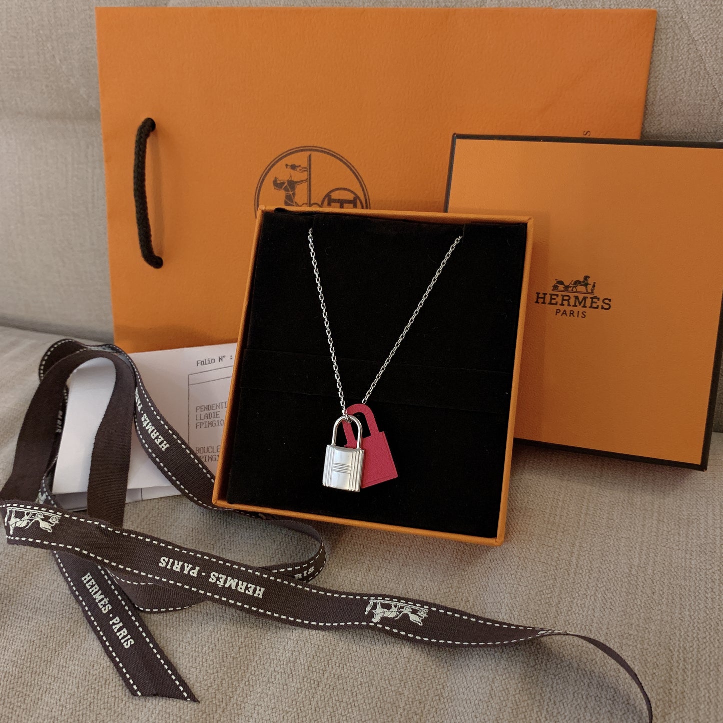 Hermes✨| O'Kelly Pendant, Small Model 小款凱莉鎖頭項鍊 *£315
