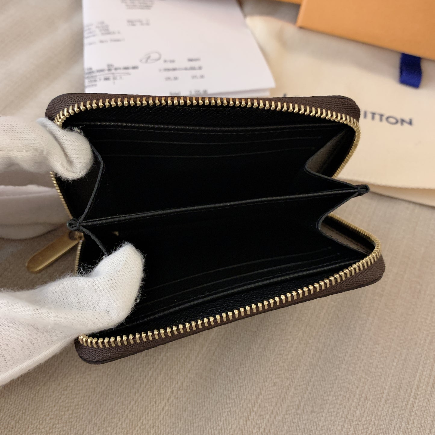 LV Zippy 大LOGO拉鍊錢包/390✨🉐17380