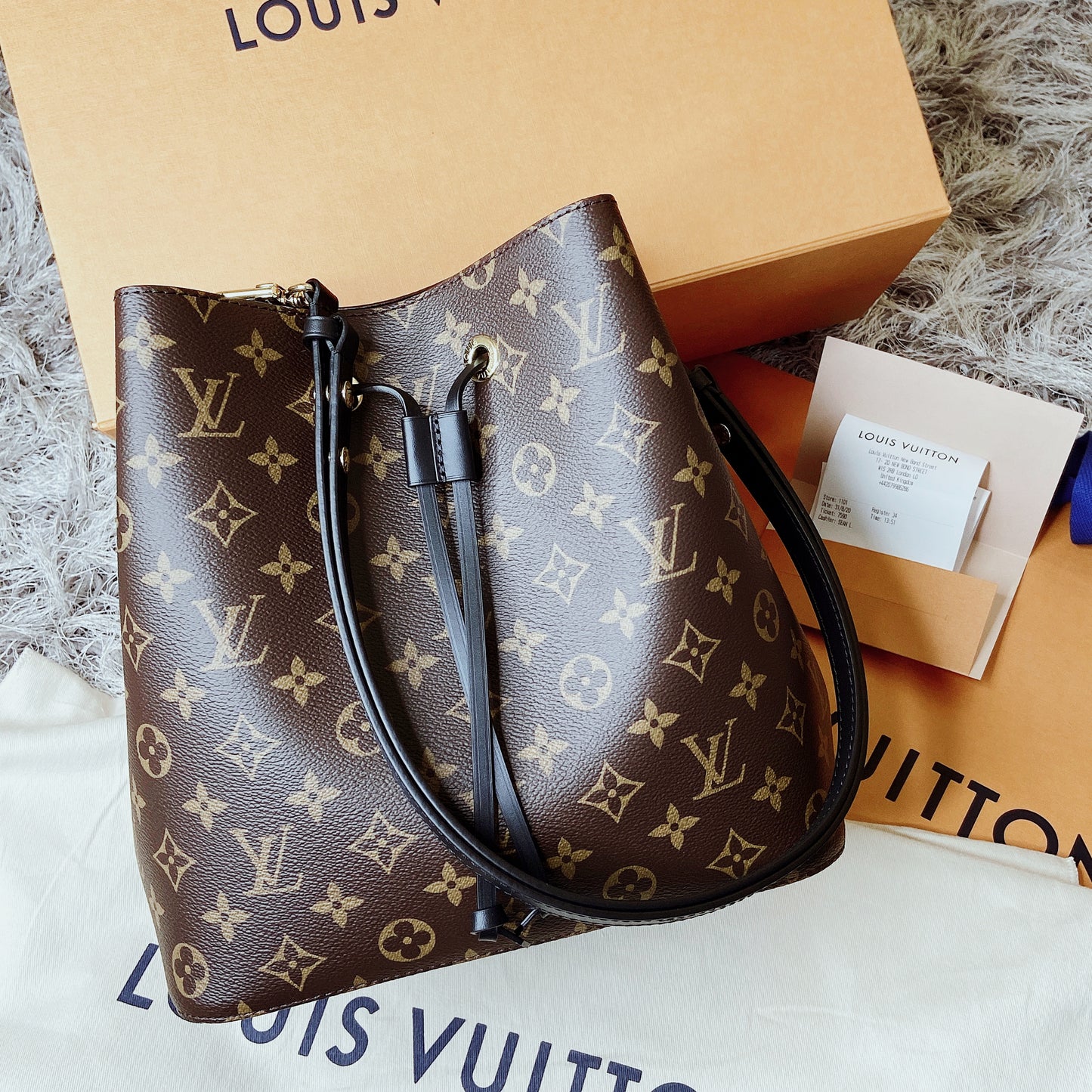 LV▪️NéoNoé Bucket MM 中款水桶包/1610✨🉐68620